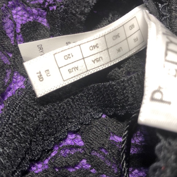 Pretty wild bandits sexy and sensual lingerie - Picture 11 of 15